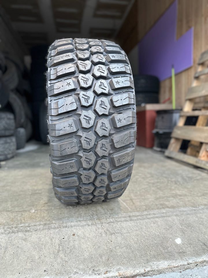 33x12.50R22 Rolling Big Power X/T RX
