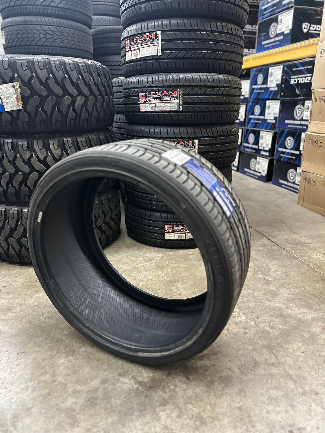 295/25ZR22 XL ZENNA