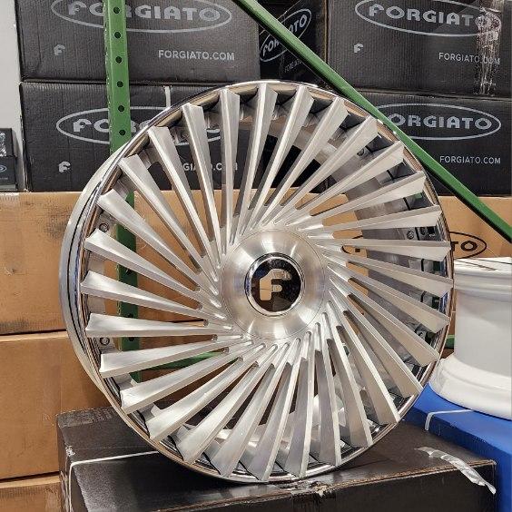 24” Pre Built Forgiato 5X112 FITS AUDI A5 S5 RS5 A6 S6 RS6 A7 S7 A8 S8 MERCEDES E S S550 S560 S580 BENTLEY CONTINENTAL SPUR. 5x112 BMW 7 X5 X6
