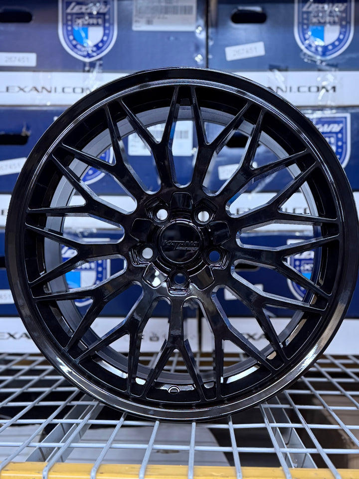 Katana 18" KR05 GLOSS BLACK DUAL DRILLED (5X108|5X114.3) FORD FOCUS 2013-up FUSION 2013-UP ESCAPE MUSTANG KIA STINGER K5 TOYOTA CAMRY AVALON NISSAN ALTIMA MAXIM INFINITY G35 G37