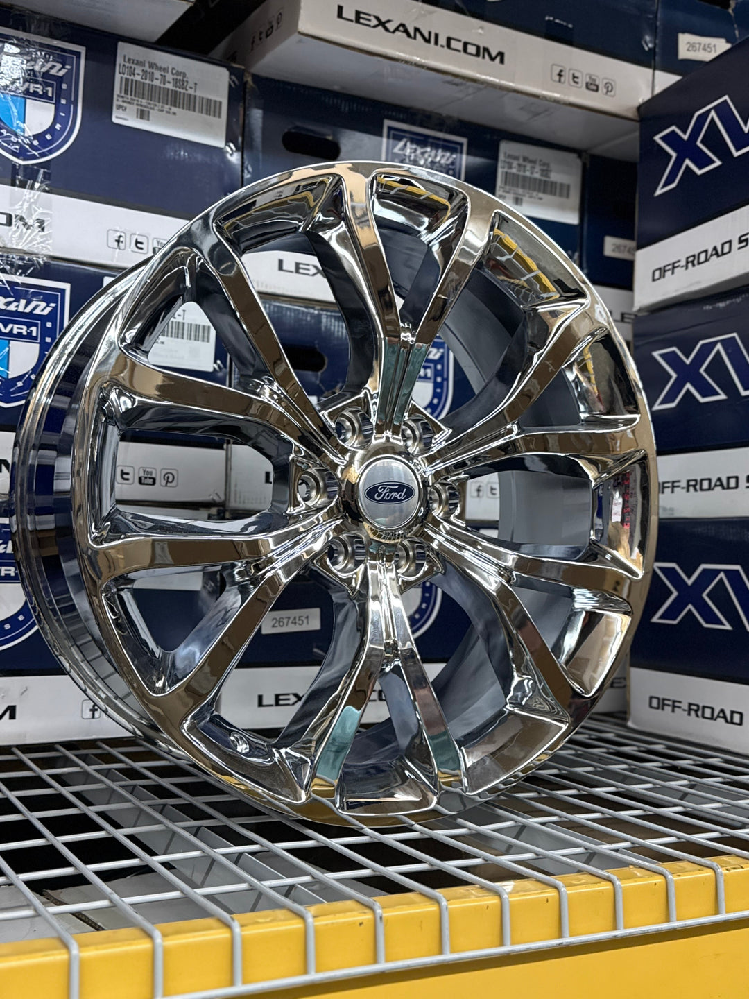 22" Ford F150, Expedition and Lincoln FD05 Platinum Style Rep Wheels in Chrome