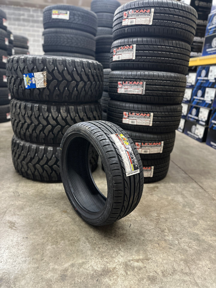 225/40ZR18 92W XL LIONHART