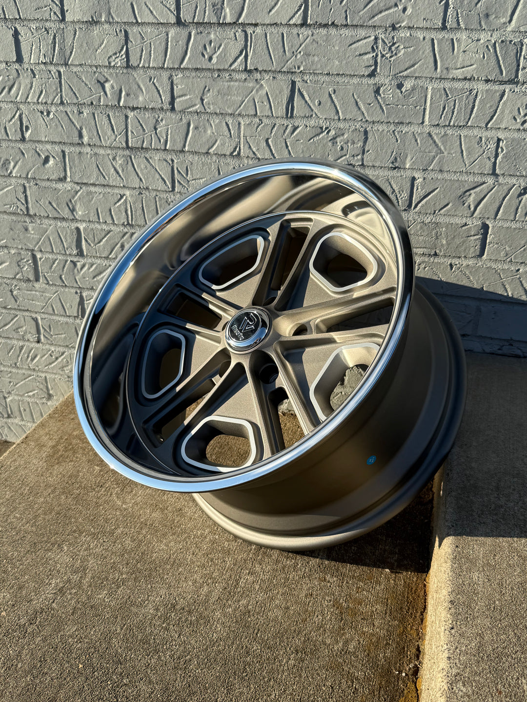 17” RESTO WHEEL DELRAY R102 Texture Gun Metal Center Milled Window W/ Diamond Cut Lip (5x114.3 5x4.5) FITS 70s CHARGER CHALLENGER Ford MUSTANG RANGER COUGAR