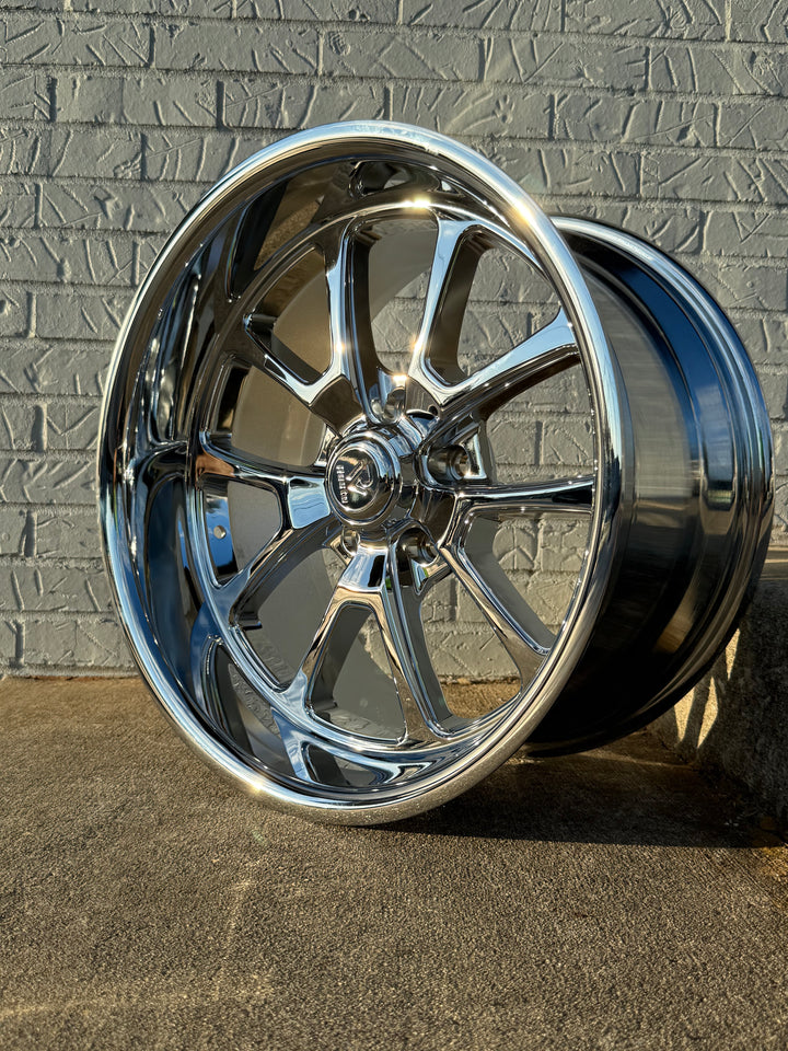 18" Resto Laguna R101 Chrome(5x4.75 5x120) FITS 1960s & 1980s IMPALA 1960s to 1980s CAMARO CHEVELLE CUTLASS MONTE CARLO Chevy S10 BLAZER