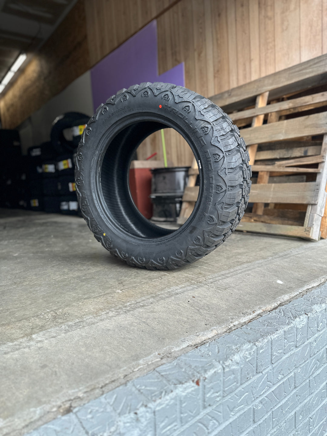 33x12.50R20 Rolling Big Power X/T RX