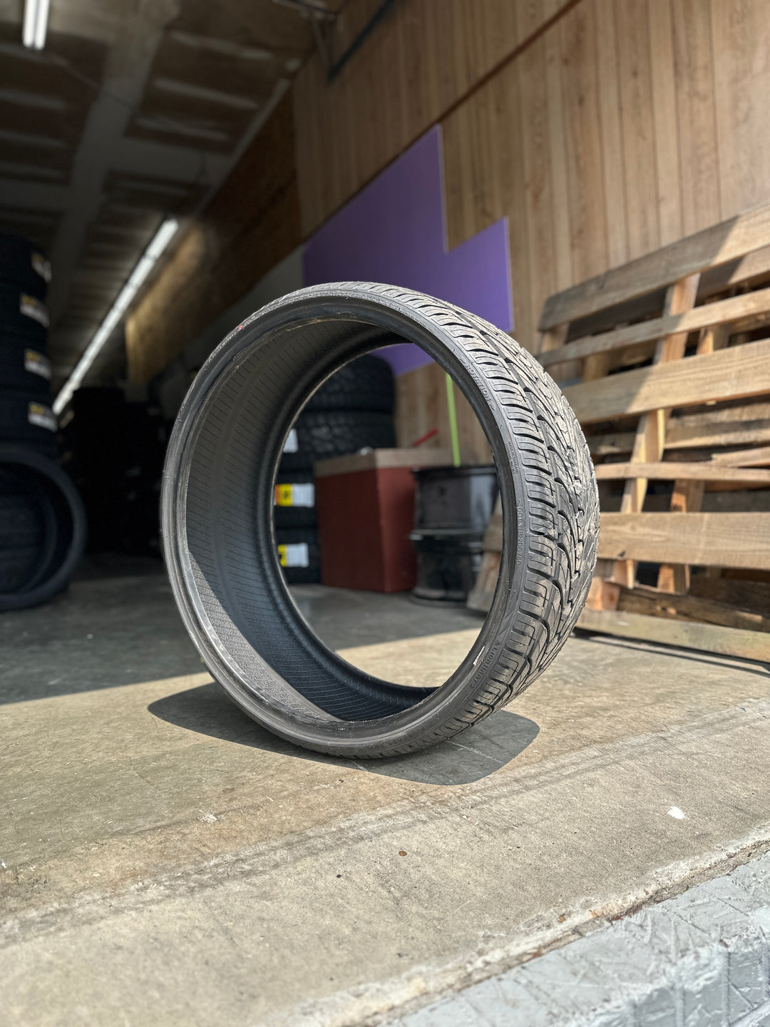 275/25ZR26 LionHart LH10