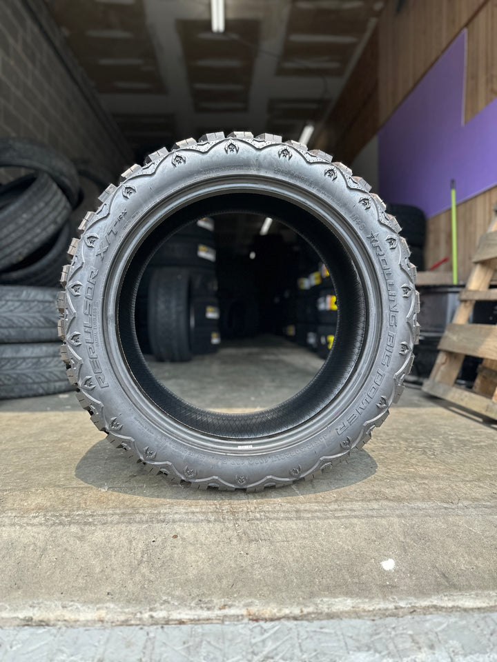 33x12.50R22 Rolling Big Power X/T RX