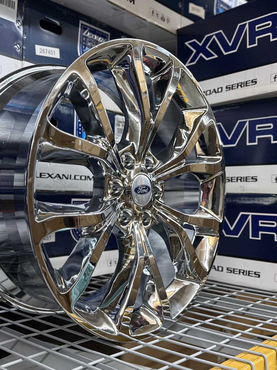 22" Ford F150, Expedition and Lincoln FD05 Platinum Style Rep Wheels in Chrome