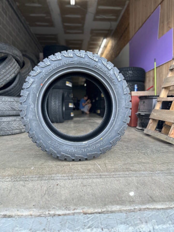 285/55R20 Repulsor R/T