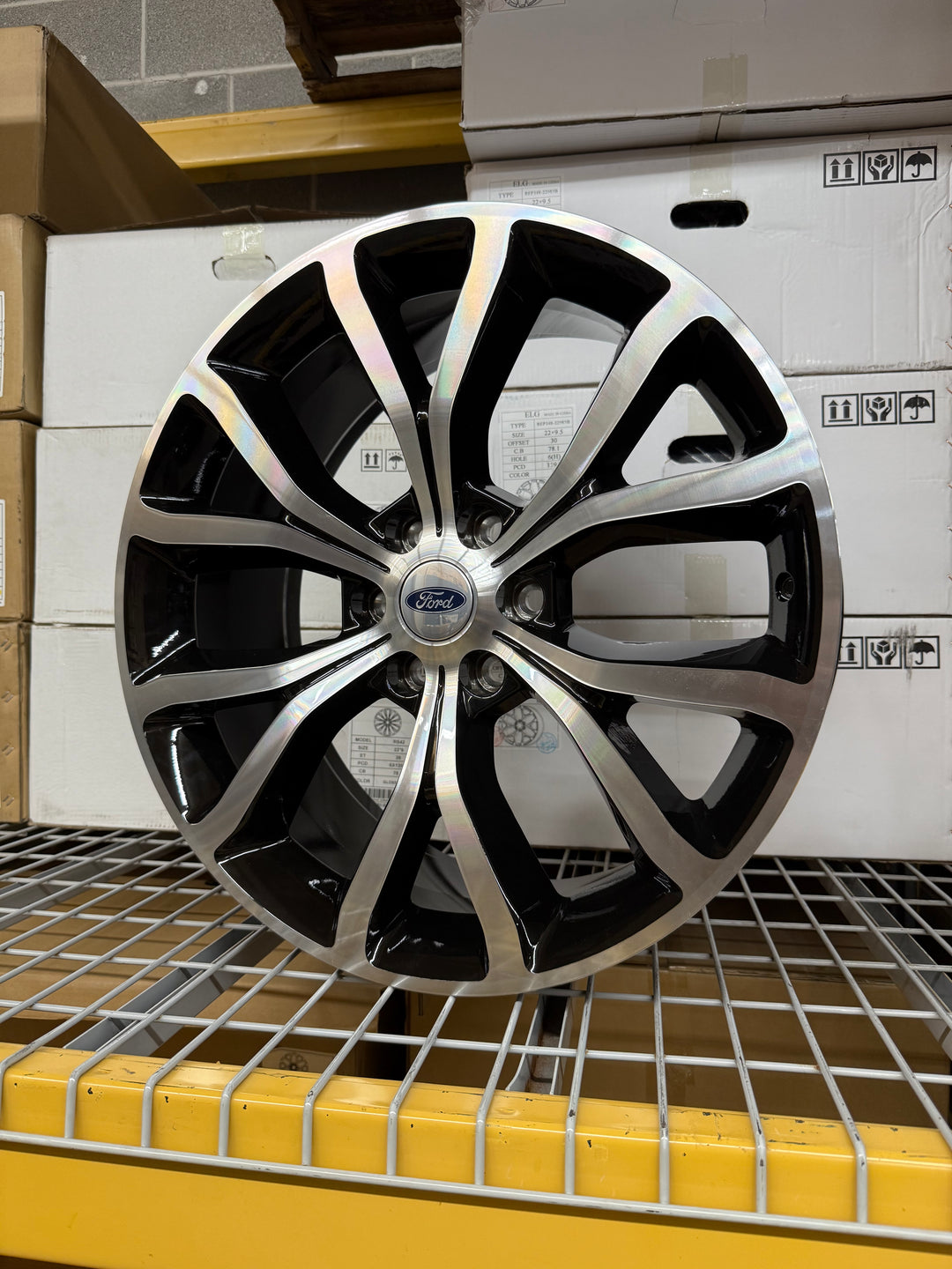 22" Ford F150, Expedition and Lincoln FD05 Platinum Style Rep Wheels in Gloss Black & Machine