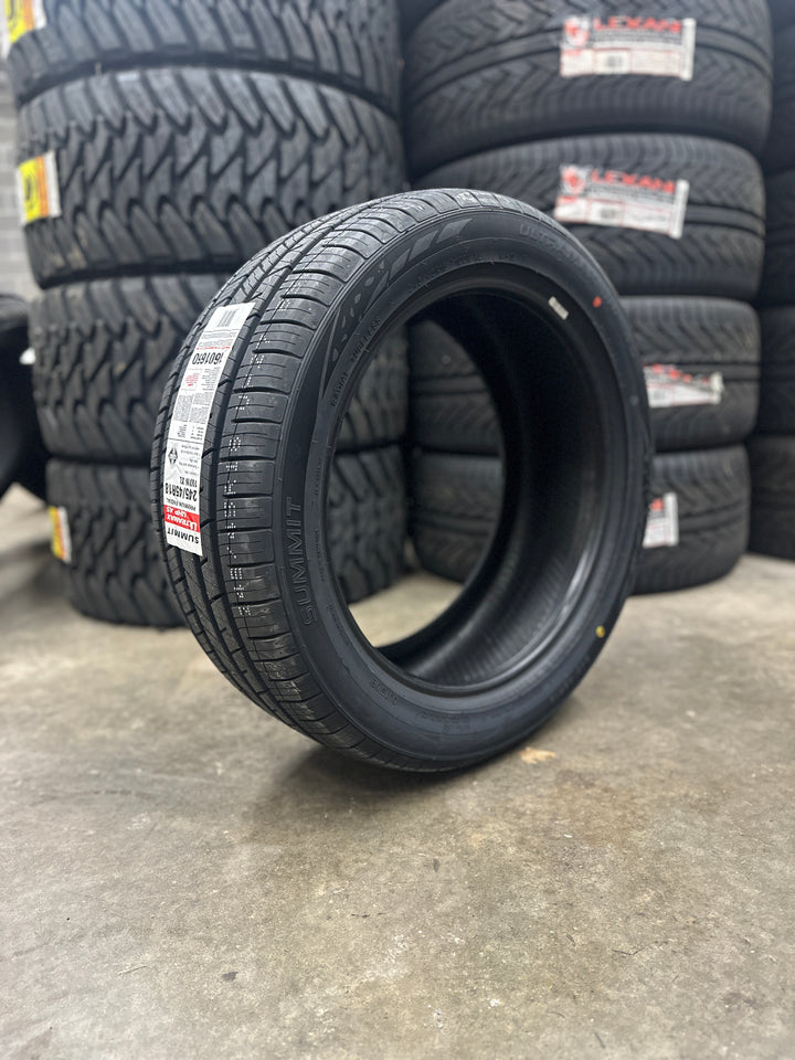 245/45R18 Summit Ultramax