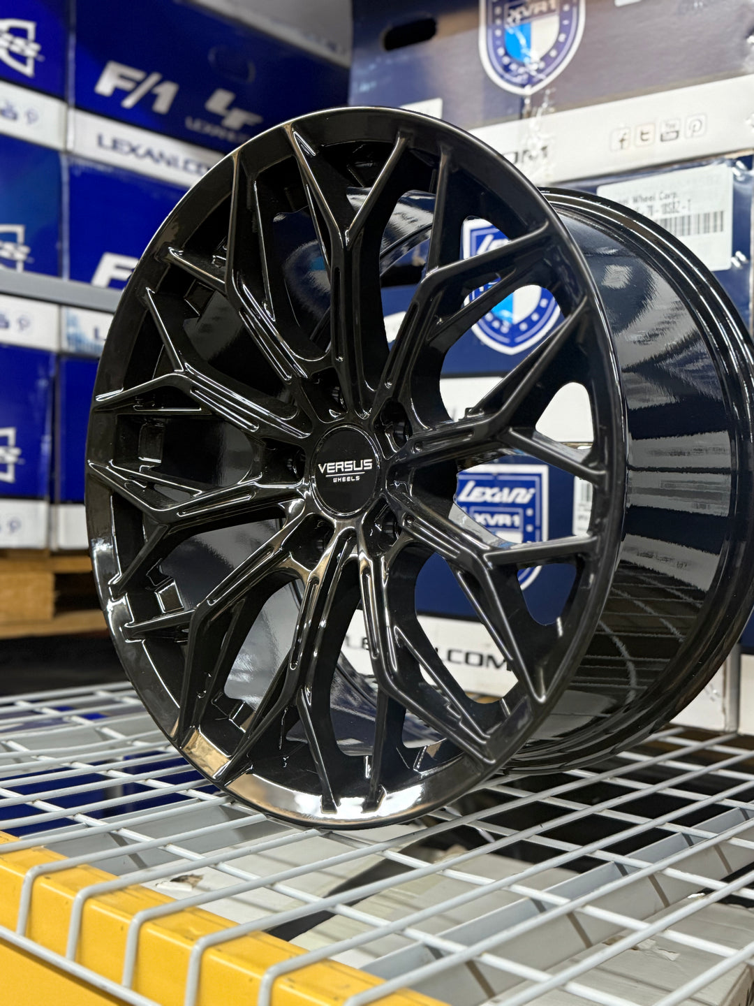 18" 5x120 VERSUS VS55 GLOSS BLACK FOR CHEVROLET CAMARO CADILLAC CT5 CT6 ATS 2008^ CTS BMW 3 5 6 2010^  X3