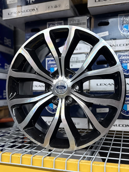 22" Ford F150, Expedition and Lincoln FD05 Platinum Style Rep Wheels in Gloss Black & Machine