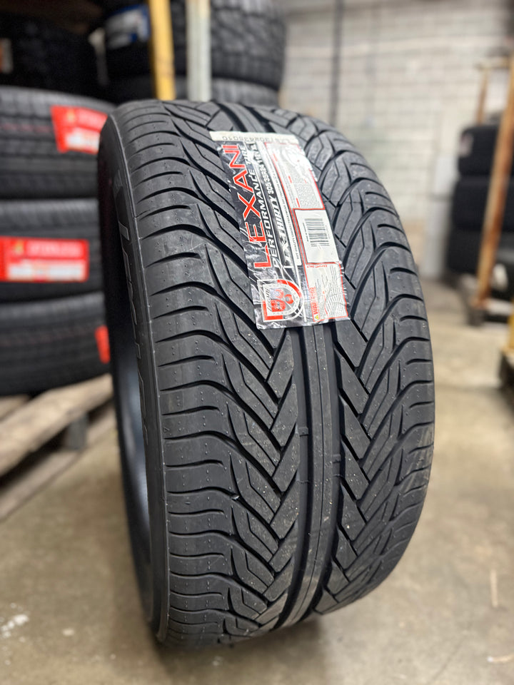 305/35R24 Lexani  LX-Thirty