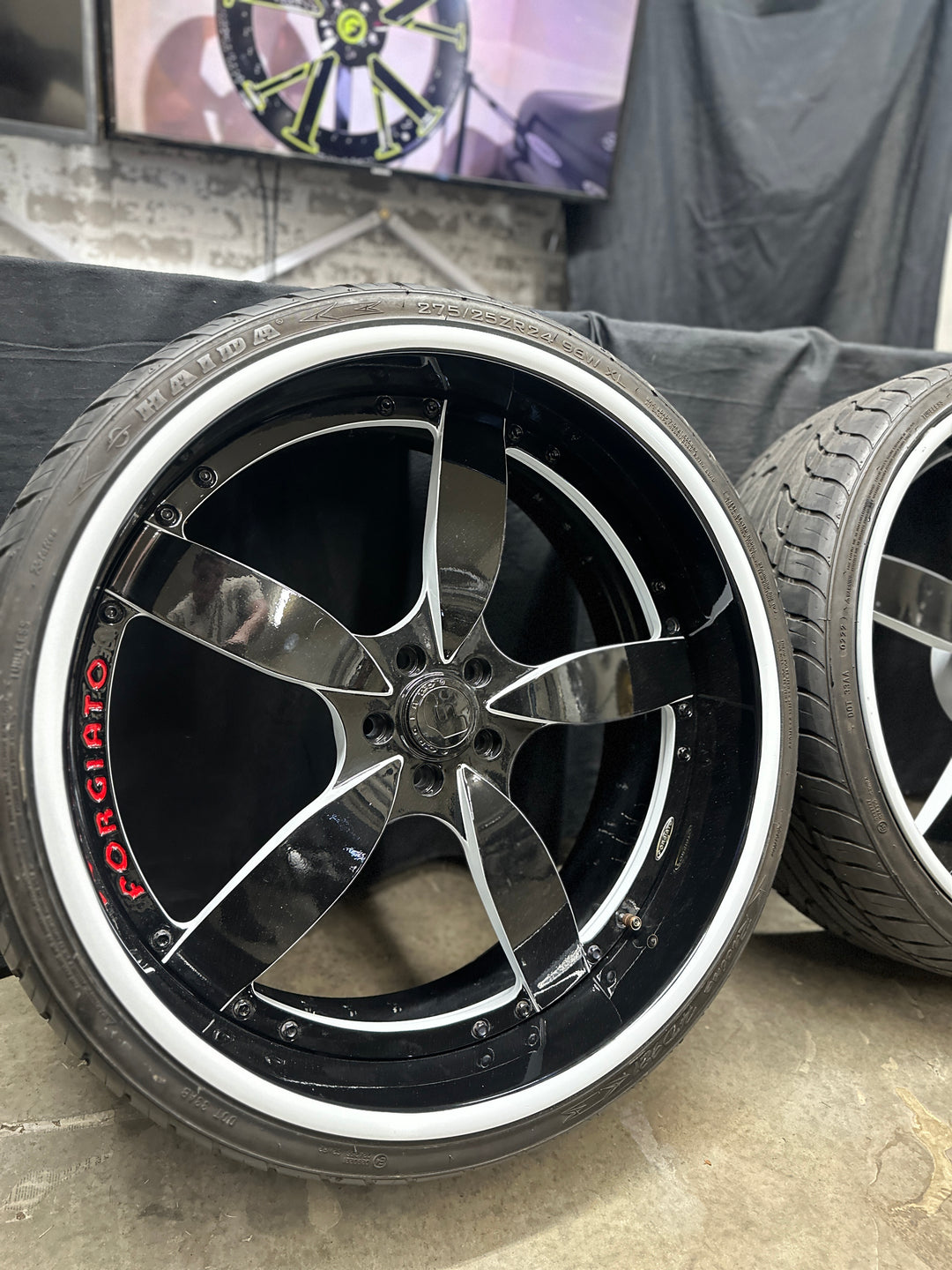 24X9/10 5X115 STAGGERED FORGIATO'S FOR DODGE CHARGER CHALLENGER 392 HELLCAT DAYTONA