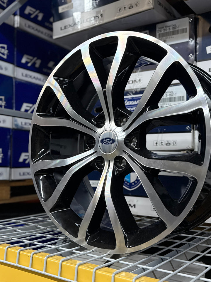 22" Ford F150, Expedition and Lincoln FD05 Platinum Style Rep Wheels in Gloss Black & Machine