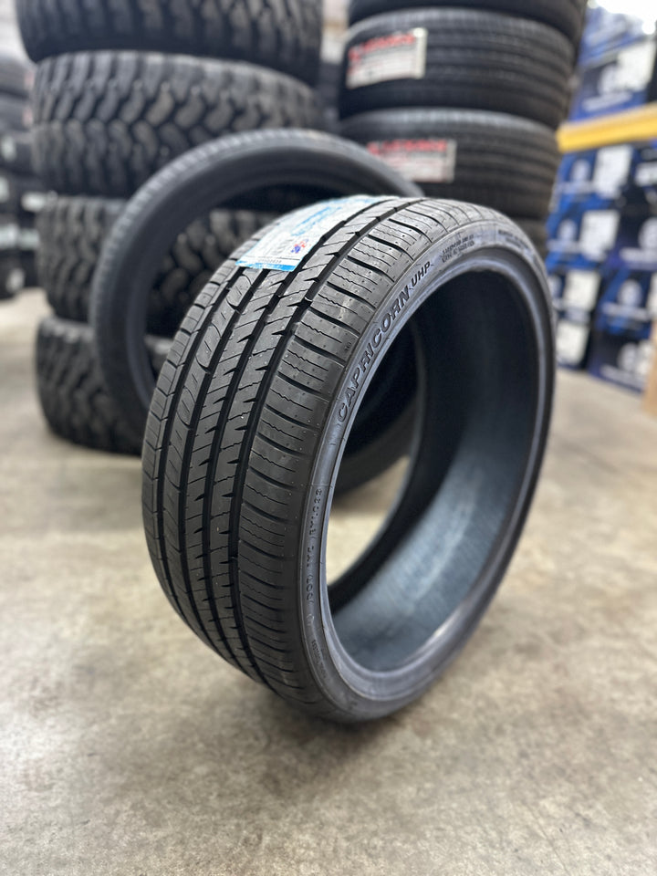 EVOLUX CAPRICORN UHP 225/35R20 XL