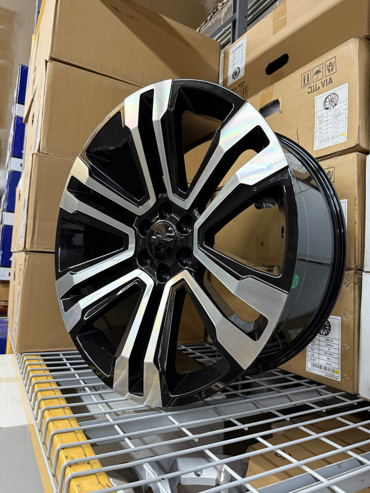 24" GM07 REP GLOSS BLACK & MACHINE 6X139.7 6x5.5 FITS CADILLAC ESCALADE DENALI YUKON CHEVY SILVERADO TAHOE SUBURBAN INFINITY QX80 DODGE RAM 1500 JEEP WAGONEER NISSAN TITAN