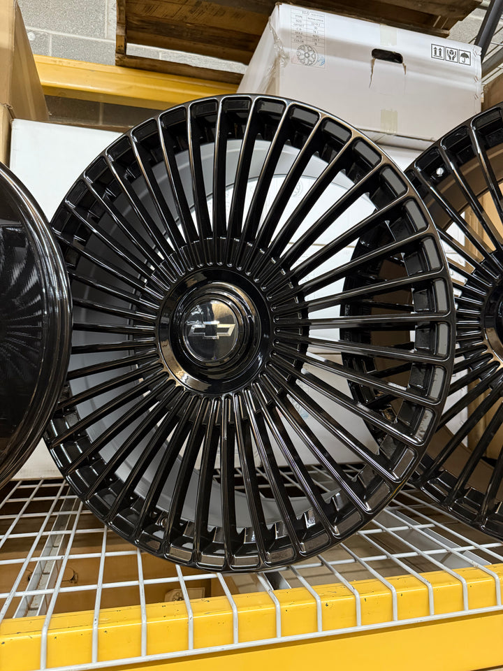 24" SLNG1 Gloss Black XL Floating cap, choice logo. 6x135 6X139.7 6x5.5 FITS CADILLAC ESCALADE DENALI YUKON CHEVY SILVERADO TAHOE SUBURBAN INFINITY QX80 DODGE RAM 1500 JEEP WAGONEER NISSAN TITAN FORD F150 EXPEDITION RANGER LINCOLN NAVIGATOR