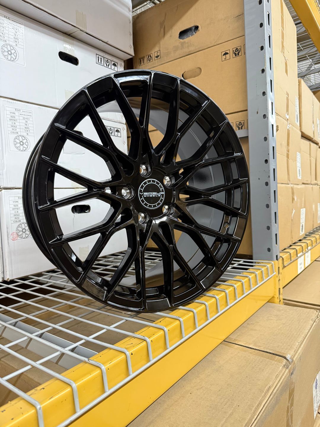 18" 5x114.3 Versus Vs442 - Black - fits most Honda, Nissan , Toyota, Hyundai, Kia, Lexus, mustang , newer Malibu