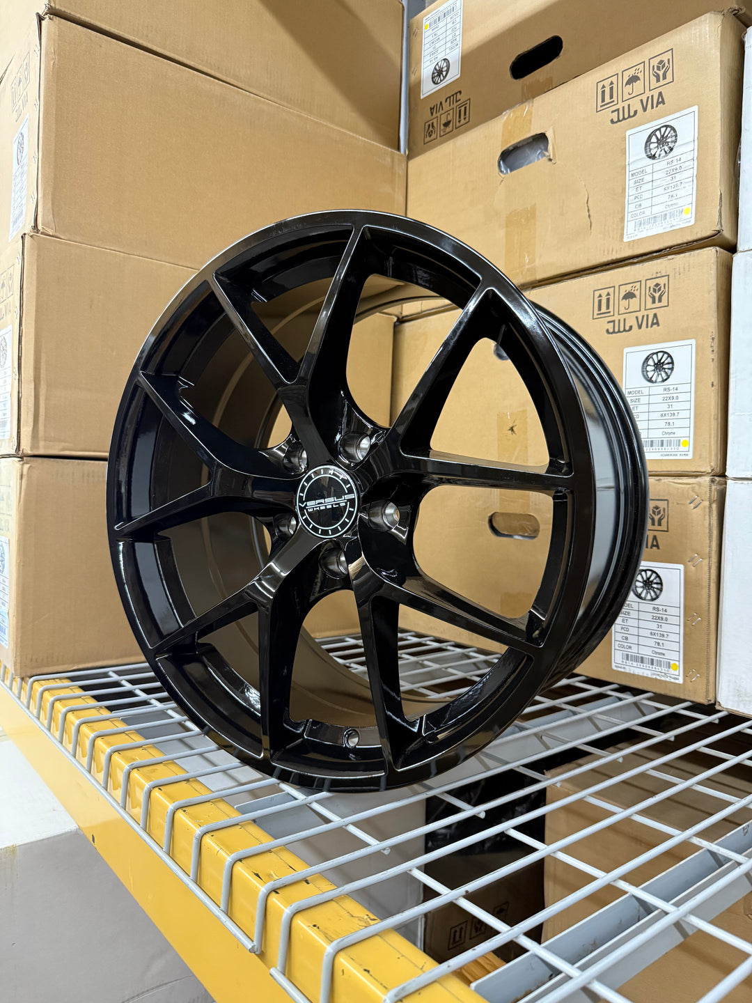 18" 5x114.3 Versus VS263 BLACK FOR FORD MUSTANG KIA STINGER K5 TOYOTA CAMRY AVALON LEXUS ES GS IS300 IS350 LS400 RX300 NISSAN 350Z 370Z GENESIS G70 G80 G90