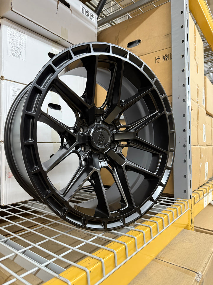 22" ARENA BATTLE A114 BLACK DUAL DRILLED FOR CHEVY COLORADO D-MAX S10 SILVERADO TAHOE SUBURBAN FORD BRONCO RANGER GMC CANYON YUKON NISSAN TITAN TOYOTA 4RUNNER FJ CRUISER  TACOMA TUNDRA CHEVY SILVERADO 2500 2500HD 3500HD GMC SIERRA 2500HD SIERRA 3500HD