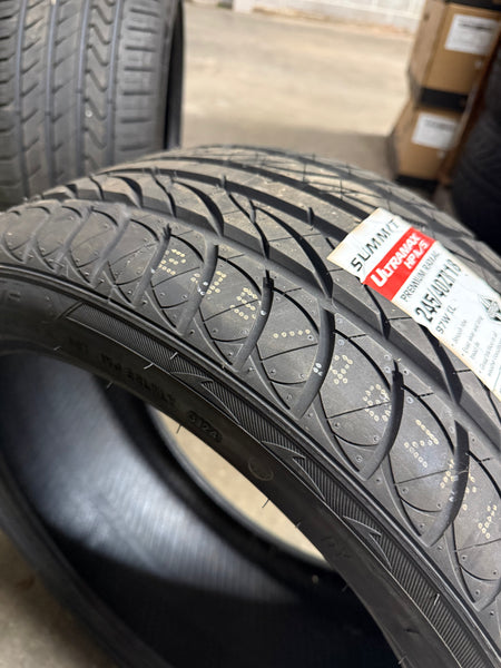 245/40ZR18 SUMMIT ULTRAMAX