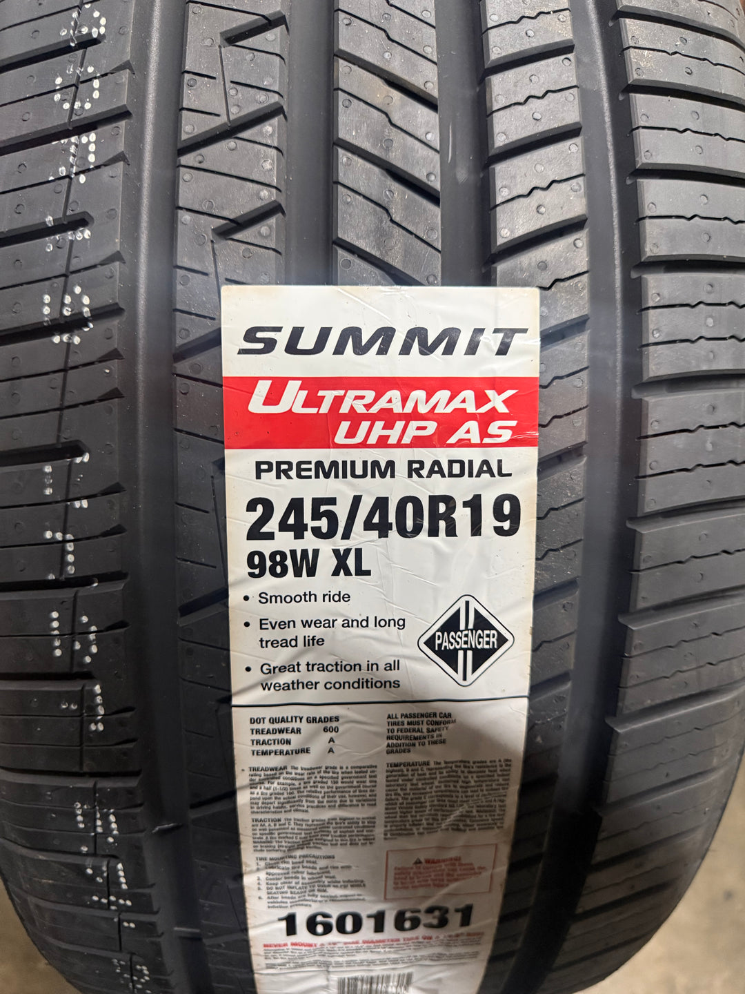 245/40R19 Summit UHP
