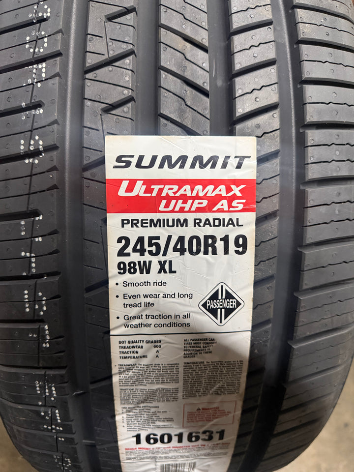 245/40R19 Summit UHP