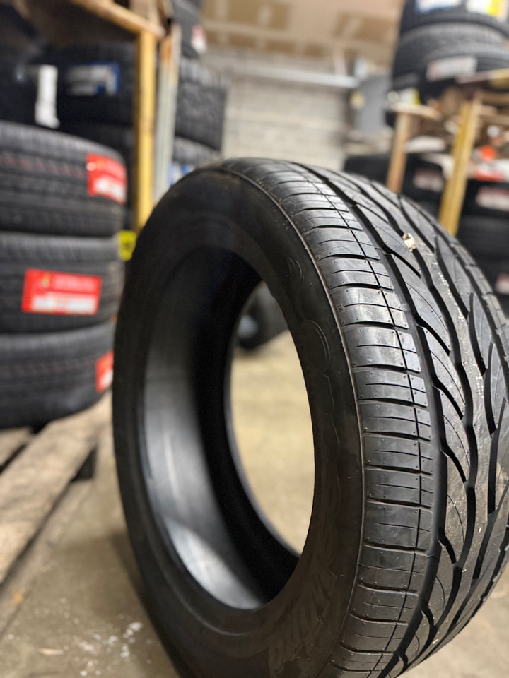 305/45R22 CrossWind