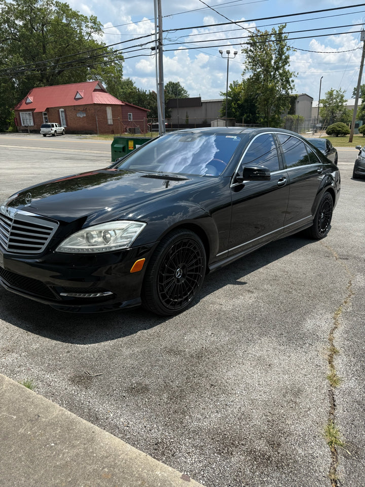 20" Mercedes Benz W040 Style Wheels in Gloss Black