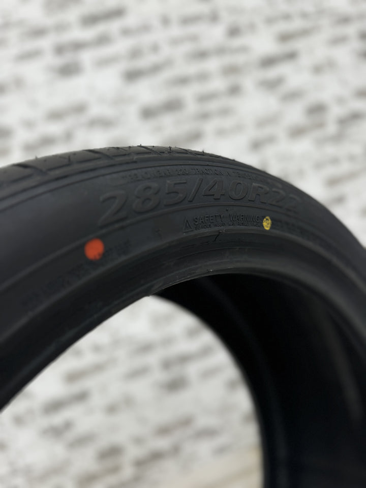 285/40R22 Lionhart LH5