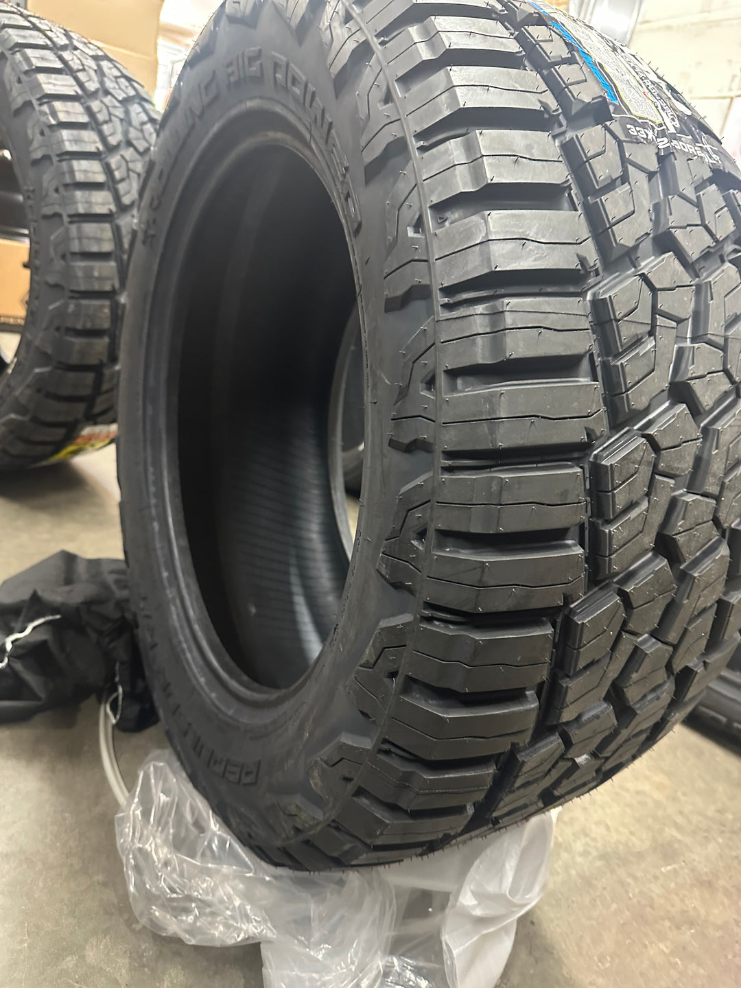 33x12.50R20 RBP Rolling Big Power - REPULSOR R/T