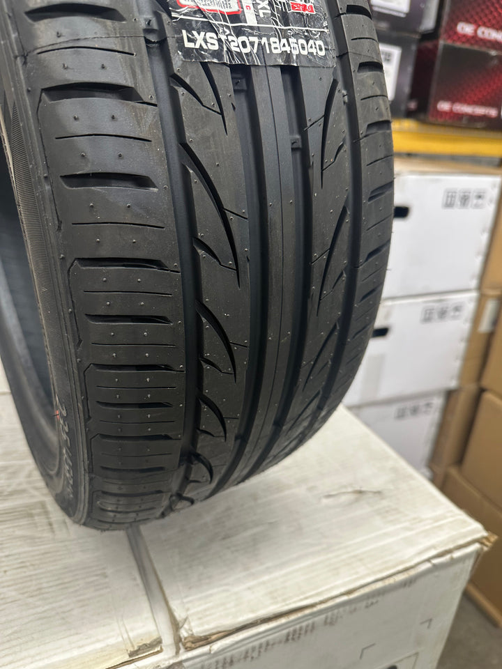 235/45R18 Lexani LXUHP-207