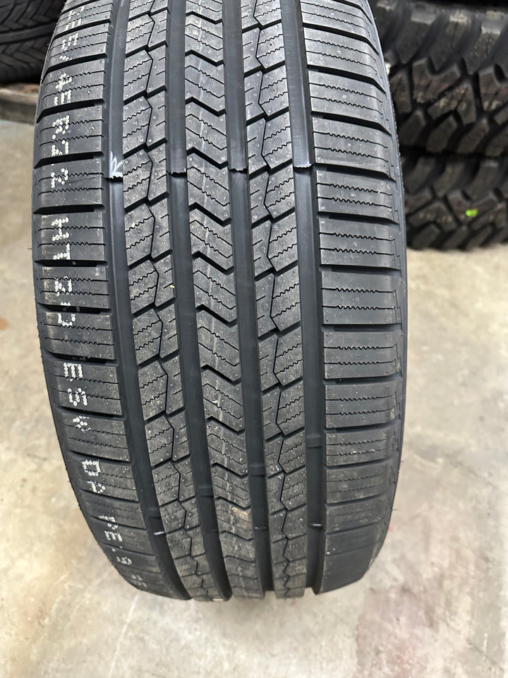 285/45R22 Summit-HT03 Trail Climbers