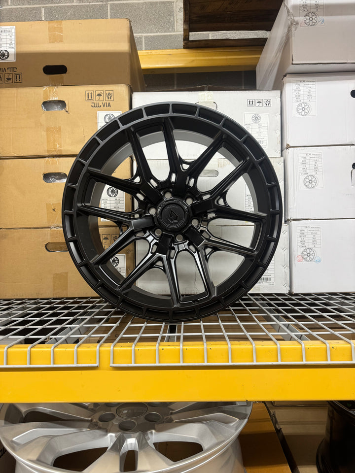 22" ARENA BATTLE A114 BLACK DUAL DRILLED FOR CHEVY COLORADO D-MAX S10 SILVERADO TAHOE SUBURBAN FORD BRONCO RANGER GMC CANYON YUKON NISSAN TITAN TOYOTA 4RUNNER FJ CRUISER  TACOMA TUNDRA CHEVY SILVERADO 2500 2500HD 3500HD GMC SIERRA 2500HD SIERRA 3500HD