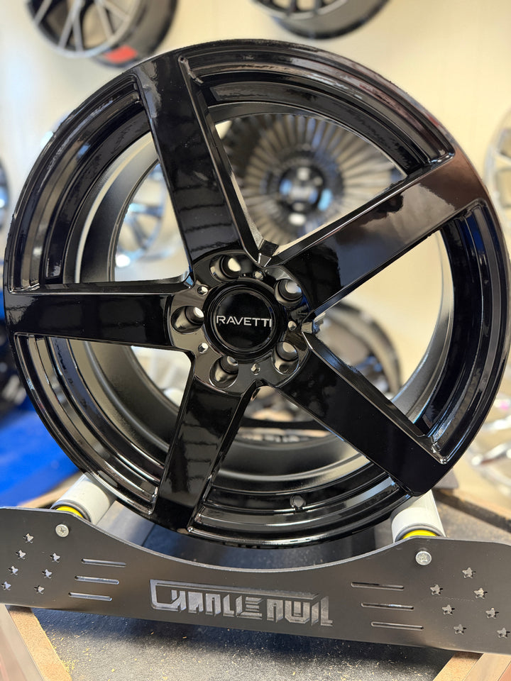 18" RAVETTI M13 GLOSS BLACK WILL FIT FORD MUSTANG MOST HONDA LEXUS KIA NEWER MALINU