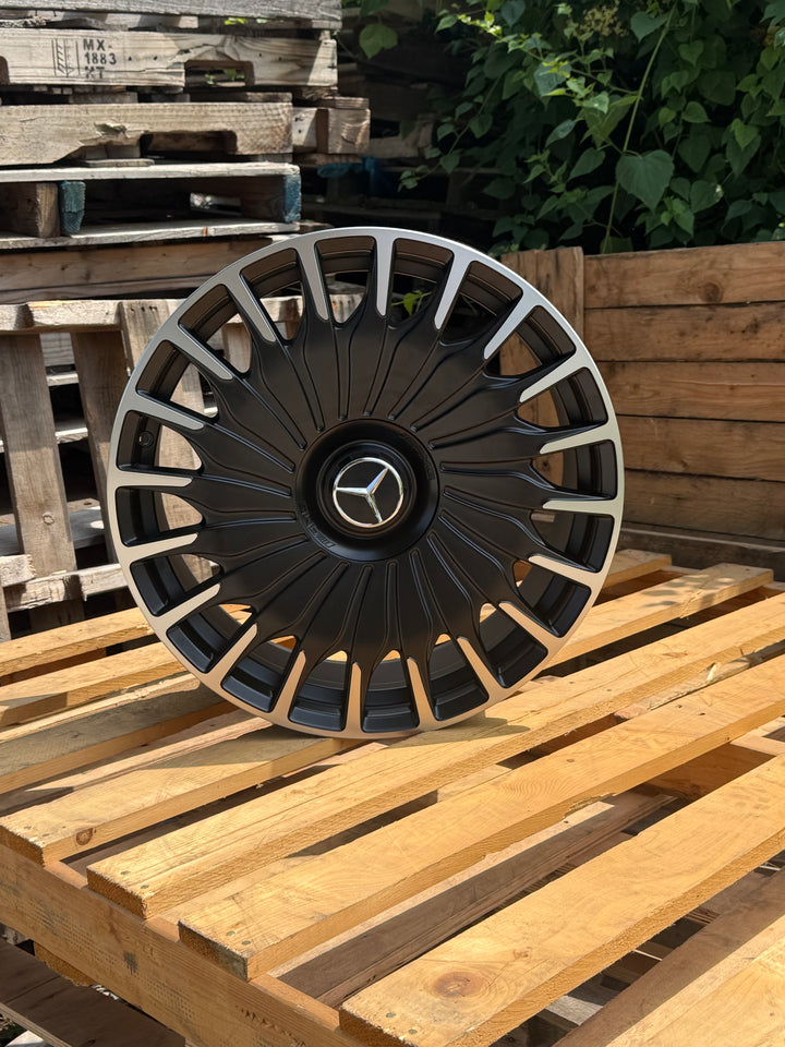20" Mercedes Benz W830 5x112 Black with machined accents Fits E E350 E500 CLS, 4MATIC S550 S560 S580 GLA GLC GLE EQB EQS