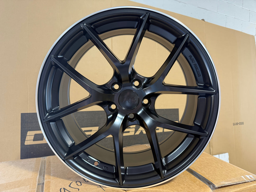 18" 5x114.3 FOR LEXUS ES GS RX300 HUNDI FORD MUSTANG EXPLORER INFINITY G35 G37 TESLA MODLE 3 MODLE Y KIA K5 STINGER TOYOTA CAMRY AVALON NISSAN ALTIMA MAXIMA 2016^ Chevy MALIBU 2000-2013 IMPALA &amp; MONTECARLO