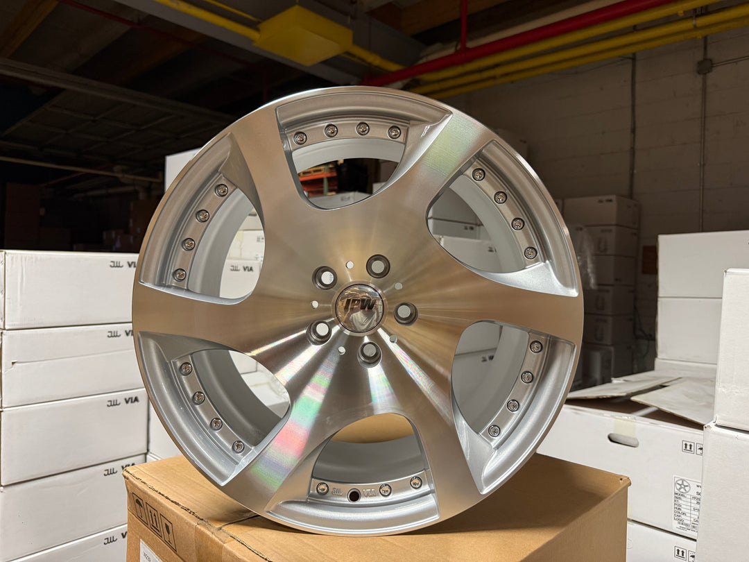 18" 5x114.3 FOR LEXUS ES GS RX300 HUNDI FORD MUSTANG EXPLORER INFINITY G35 G37 TESLA MODLE 3 MODLE Y KIA K5 STINGER TOYOTA CAMRY AVALON NISSAN ALTIMA MAXIMA 2016^ Chevy MALIBU 2000-2013 IMPALA &amp; MONTECARLO