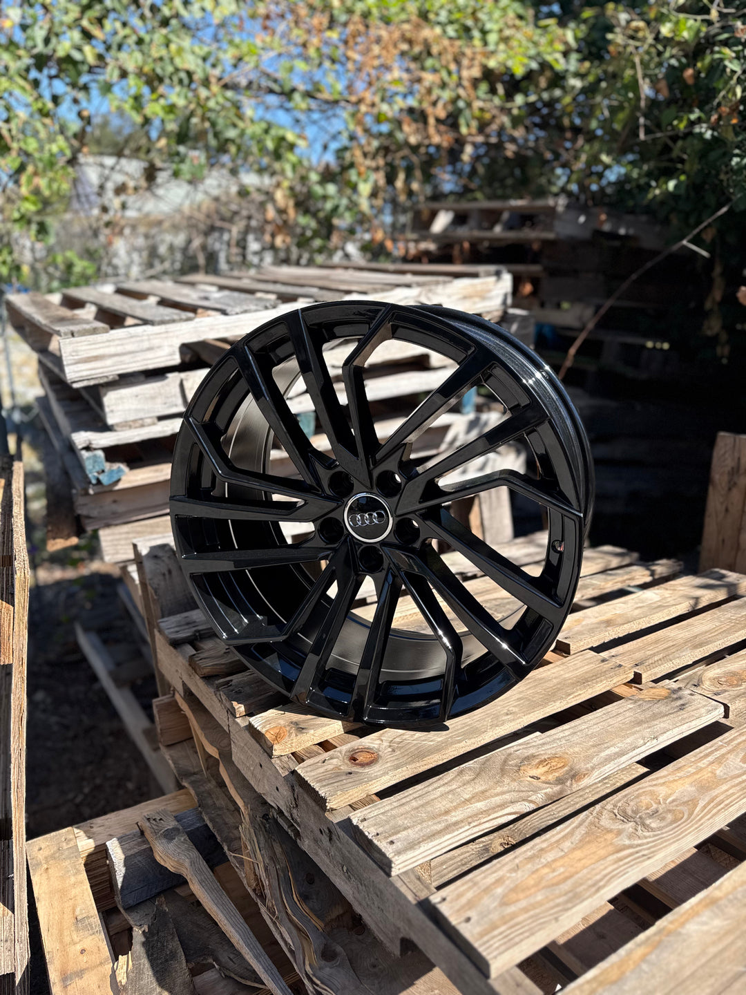 18” 20" W650 Audi STYLE WHEELS IN GLOSS BLACK FITS AUDI A4 S4 RS4 A5 S5 RS5 A6 S6 RS6 A7 S7 A8 S8 Q3 SQ3 Q5 SQ5 Q7 SQ7