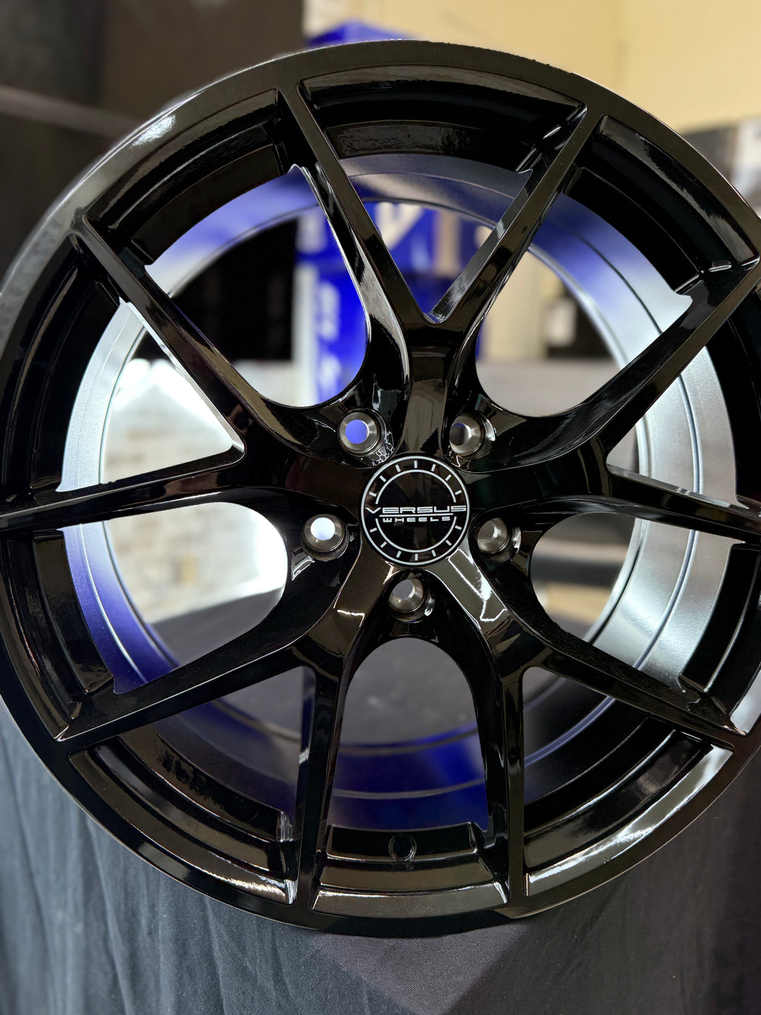 18" 5x114.3 Versus VS263 BLACK FOR FORD MUSTANG KIA STINGER K5 TOYOTA CAMRY AVALON LEXUS ES GS IS300 IS350 LS400 RX300 NISSAN 350Z 370Z GENESIS G70 G80 G90
