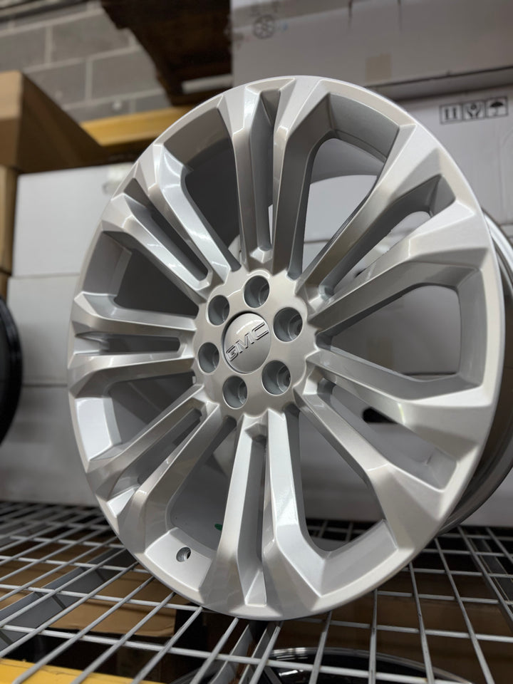24" G08 Silver Reps, 6X139.7 6x5.5 FITS CADILLAC ESCALADE DENALI YUKON CHEVY SILVERADO TAHOE SUBURBAN INFINITY QX80 DODGE RAM 1500 JEEP WAGONEER NISSAN TITAN