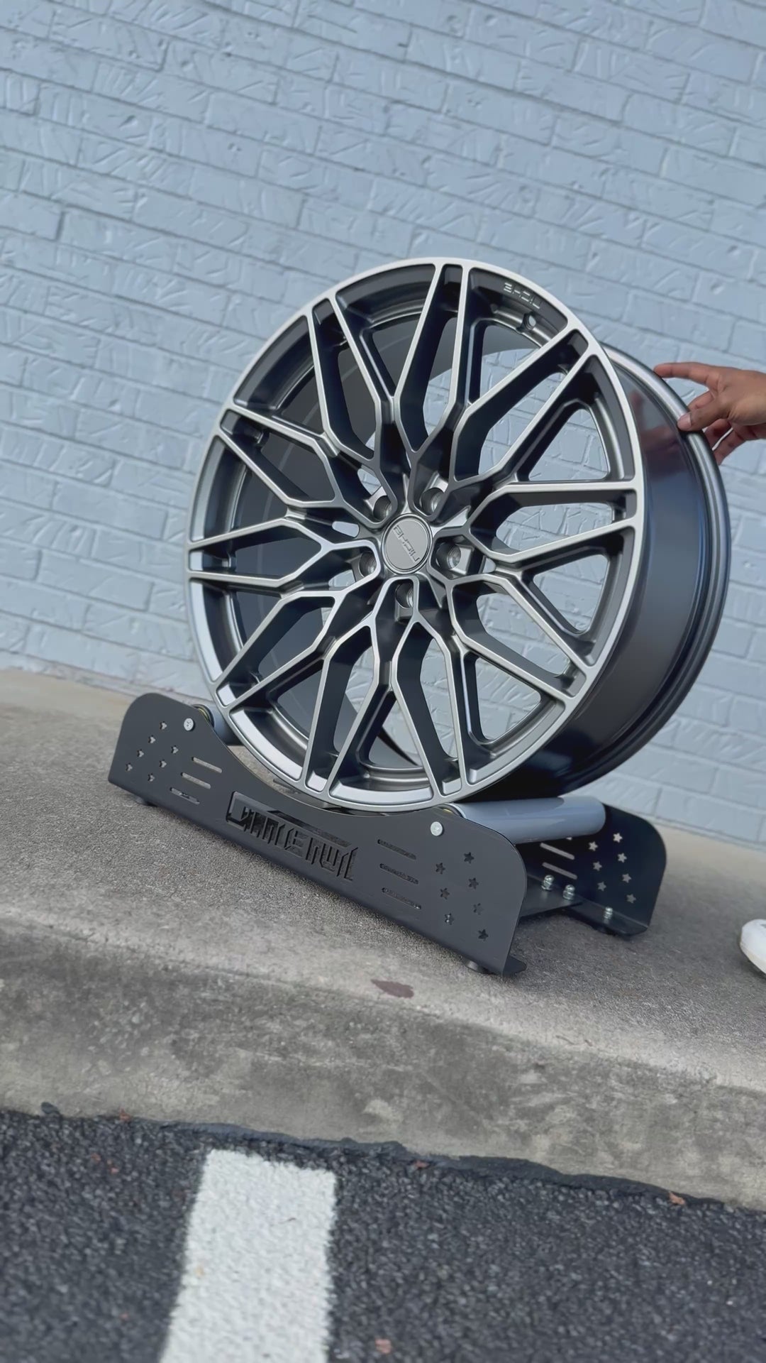 PROMO DEAL 22" NICHE GUNMETAL CALABRIA 5X114.3 5x114.3 FOR LEXUS ES GS  RX300 HUNDI FORD MUSTANG EXPLORER INFINITY G35 G37 TESLA MODLE 3 MODLE Y KIA K5 STINGER TOYOTA CAMRY AVALON NISSAN ALTIMA MAXIMA 2016^ Chevy MALIBU 2000-2013 IMPALA & MONTECARLO
