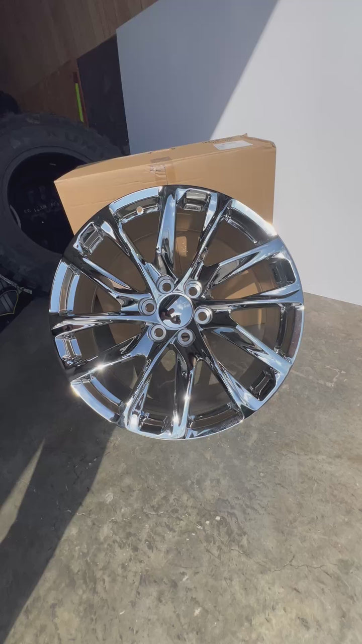 20" 22” 24” 26” GM 205 / 390 Style Rep Wheels IN CHROME 6X139.7 6x5.5 FITS CADILLAC ESCALADE DENALI YUKON CHEVY SILVERADO TAHOE SUBURBAN INFINITY QX80 DODGE RAM 1500 JEEP WAGONEER NISSAN TITAN