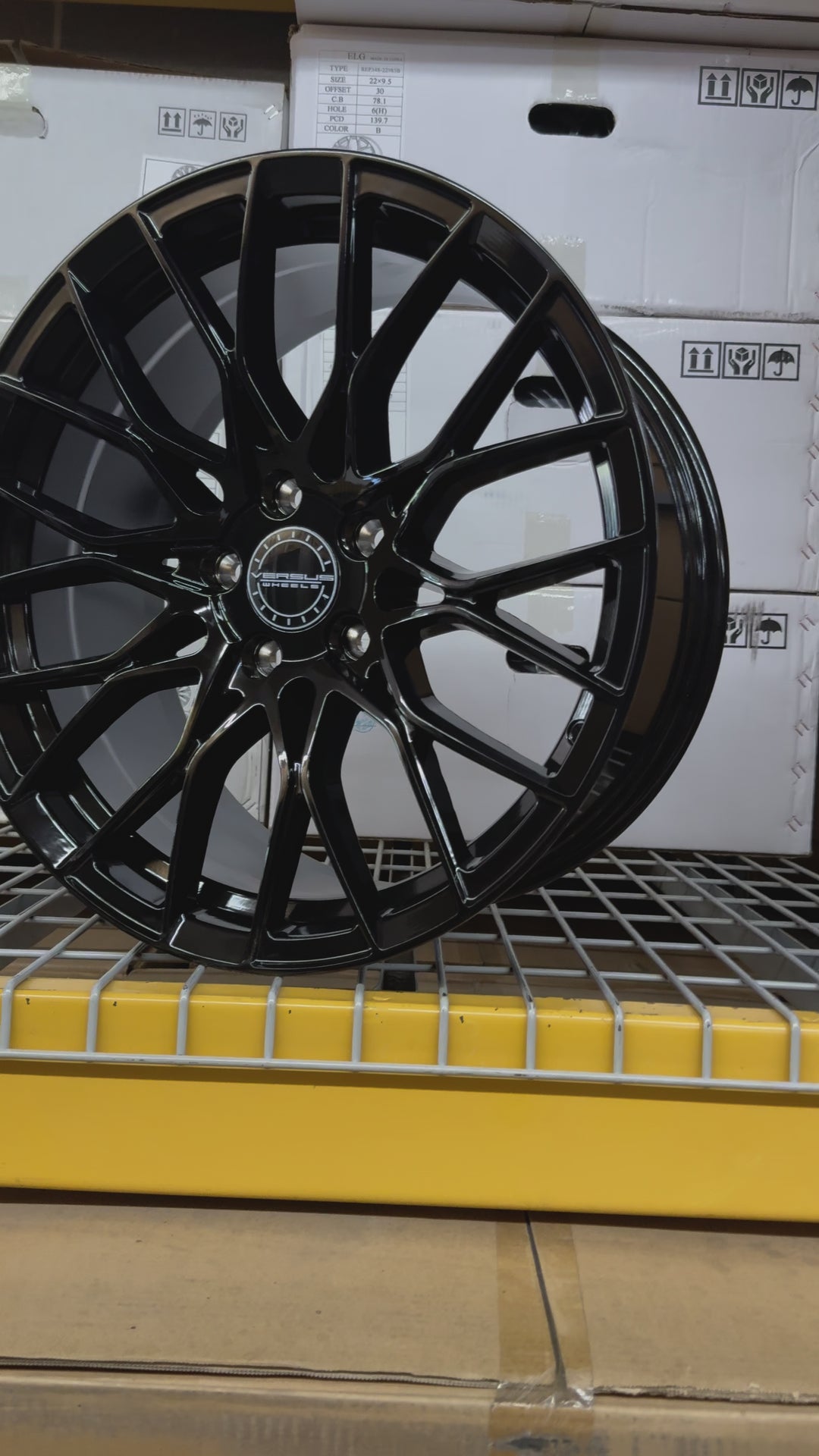 18" 5x114.3 Versus Vs442 - Black - fits most Honda, Nissan , Toyota, Hyundai, Kia, Lexus, mustang , newer Malibu